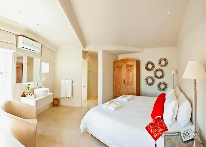 Rouge On Rose Boutique Hotel