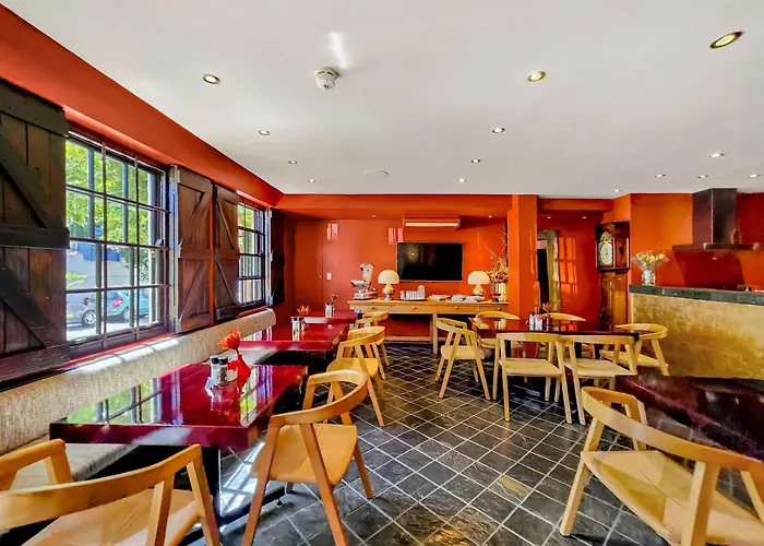 Rouge On Rose Boutique Hotel